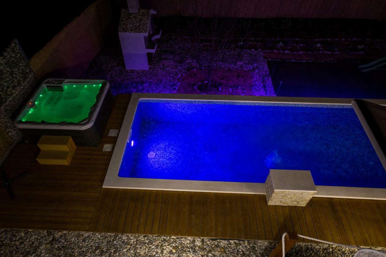 Villa Hedonist Seget Vranjica Ngoại thất bức ảnh